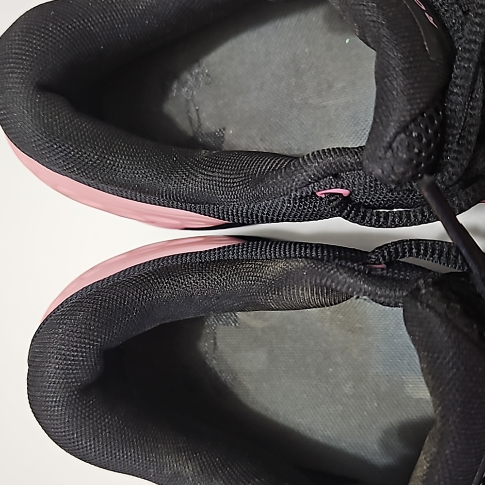 Under Armour Charged Rogue Black & Pink Youth Sneakers Size 5.5 # S-240 - Picture 10 of 12